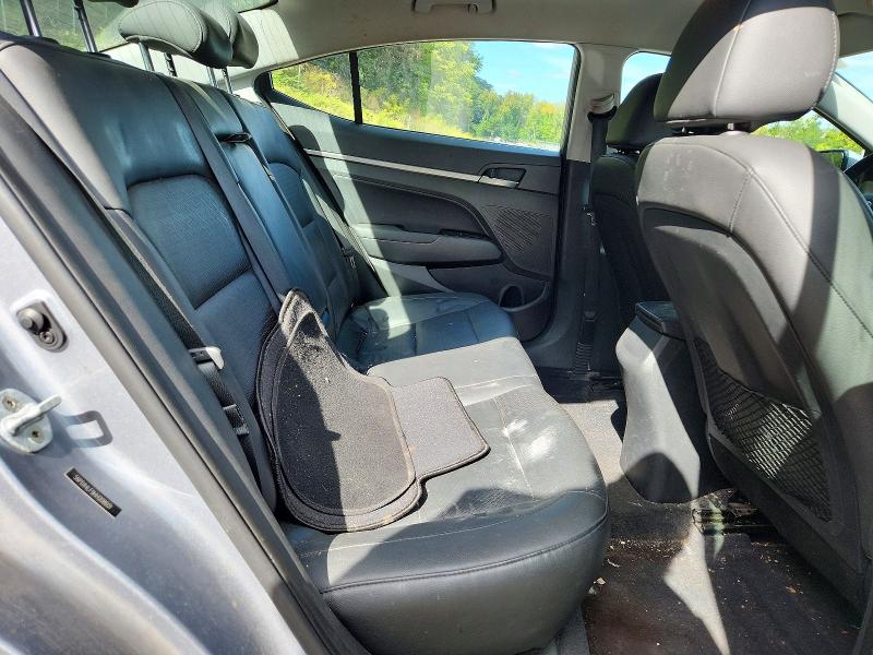 Photo 10 from auction – 2017 HYUNDAI ELANTRA with VIN 5NPD84LF9HH008601