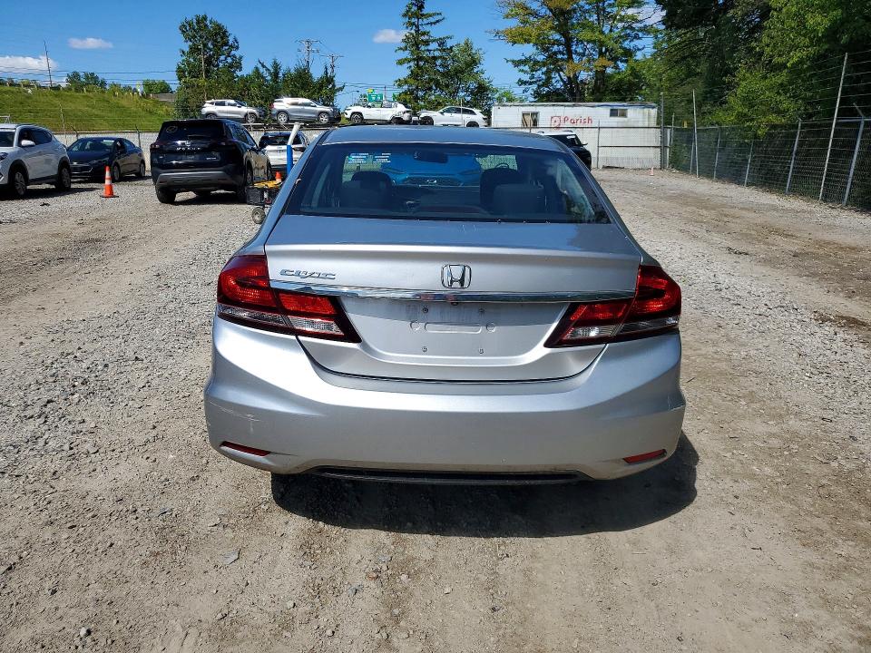 Zdjęcie 6 z aukcji – 2015 HONDA CIVIC z VIN 19XFB2F53FE226682