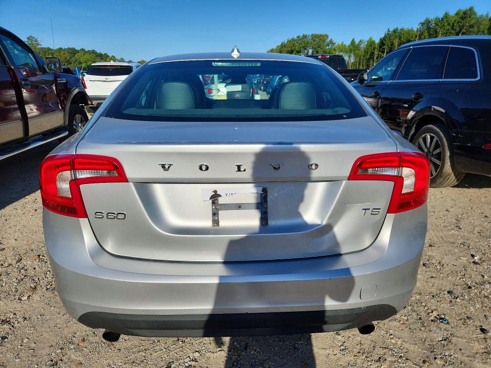 Zdjęcie 6 z aukcji – 2012 VOLVO S60 z VIN YV1622FS7C2039390