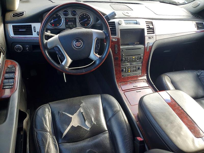 Photo 8 from auction – 2009 CADILLAC ESCALADE with VIN 1GYFC26219R103257