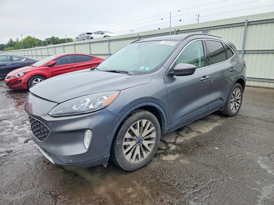 FORD ESCAPE 2022 with VIN 1FMCU9J95NUB59840 - Photo from auction