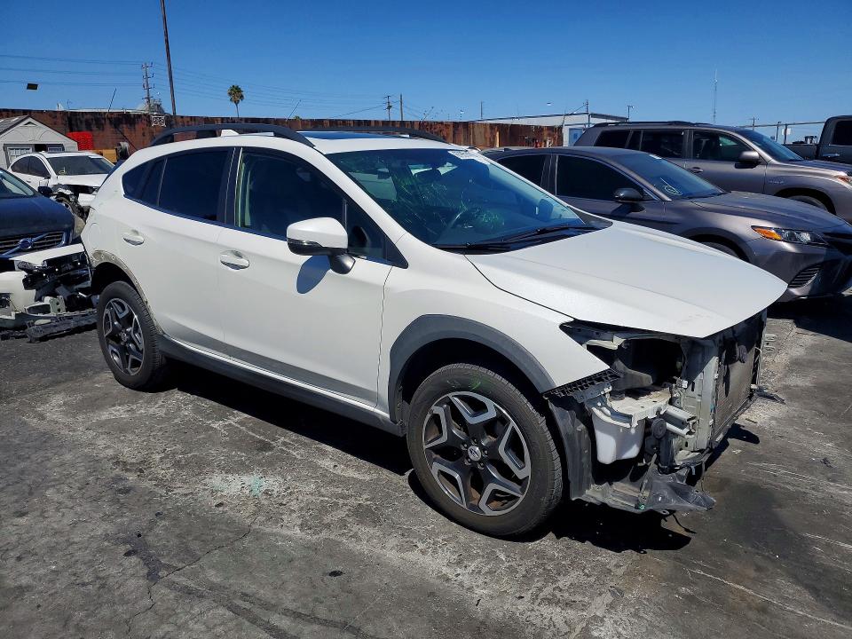 Photo 4 from auction – 2018 SUBARU CROSSTREK with VIN JF2GTAMC4JH225364