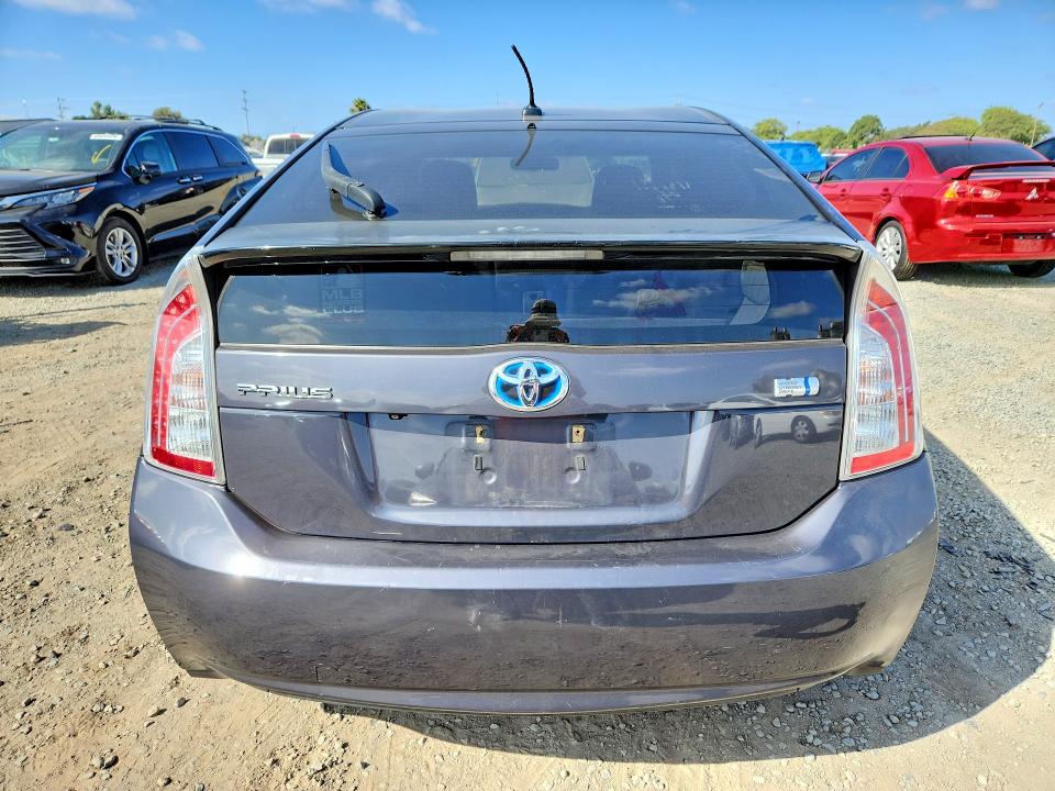 Photo 6 from auction – 2015 TOYOTA PRIUS with VIN JTDKN3DU8D1650252