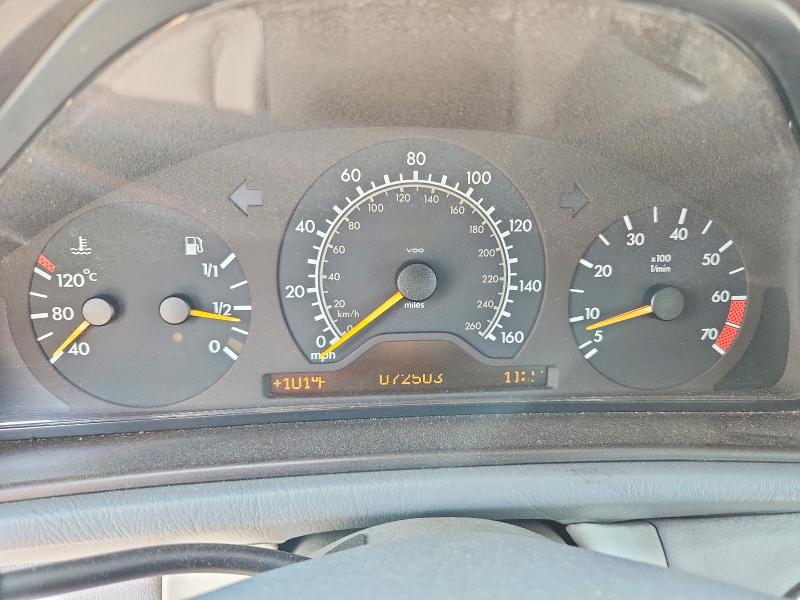 Снимка 9 от търг – 1999 MERCEDES-BENZ CLK с VIN WDBLK65G4XT012191