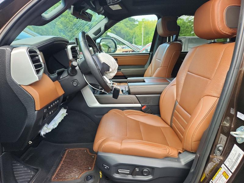 Photo 7 from auction – 2024 TOYOTA TUNDRA with VIN 5TFMC5DB7RX048701
