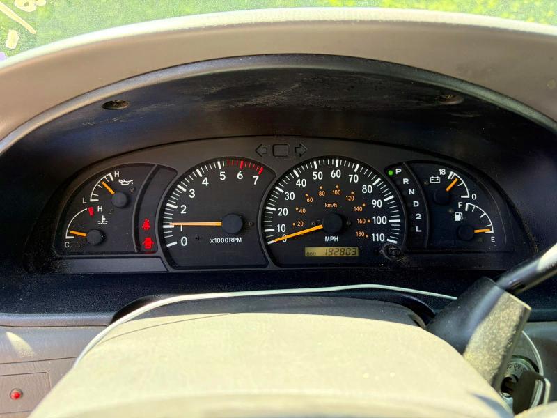 Photo 8 from auction – 2000 TOYOTA TUNDRA with VIN 5TBBT4410YS034872
