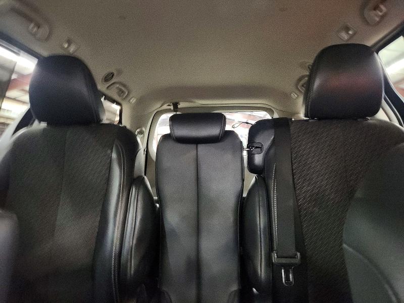 Photo 10 from auction – 2012 TOYOTA SIENNA with VIN 5TDXK3DC4CS188473