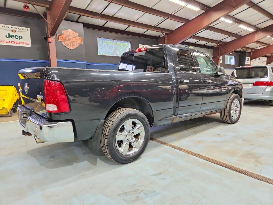 Снимка 3 от търг – 2016 RAM 1500 с VIN 1C6RR7GT4GS265712