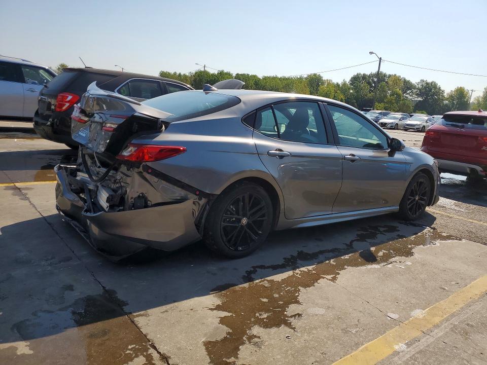 Photo 3 from auction – 2026 TOYOTA CAMRY with VIN 4T1DAACK4TU675733