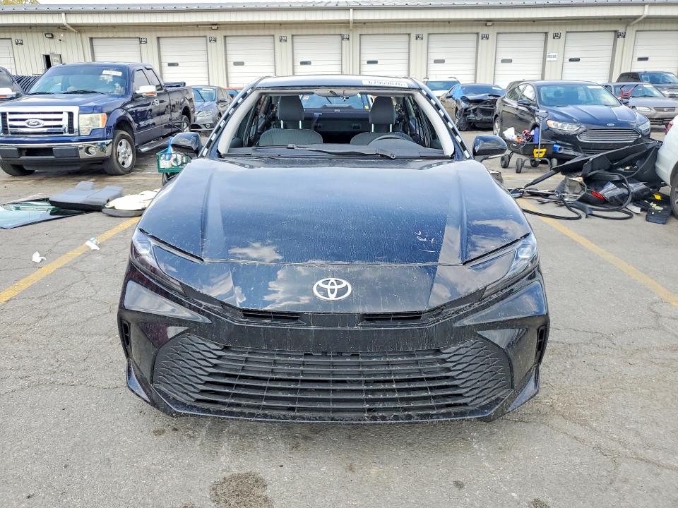 Photo 5 from auction – 2026 TOYOTA CAMRY with VIN 4T1DAACK0TU227926