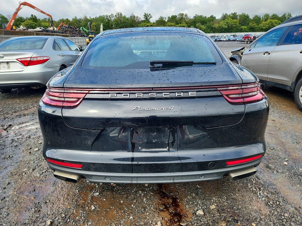 Снимка 6 от търг – 2018 PORSCHE PANAMERA с VIN WP0AA2A76JL113279