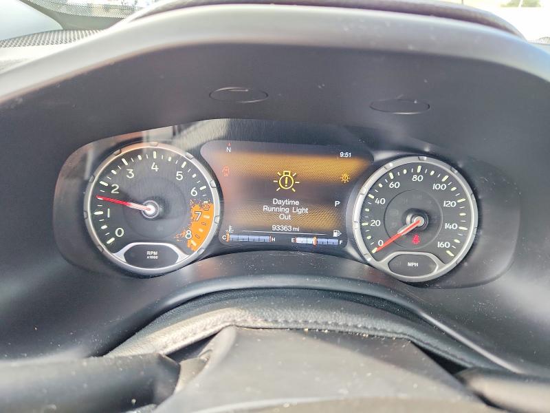 Photo 9 from auction – 2016 JEEP RENEGADE with VIN ZACCJBDTXGPD25785