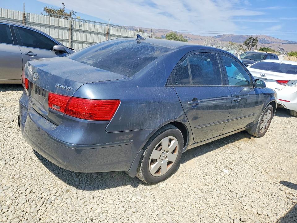 Photo 3 from auction – 2009 HYUNDAI SONATA with VIN 5NPET46C89H545773