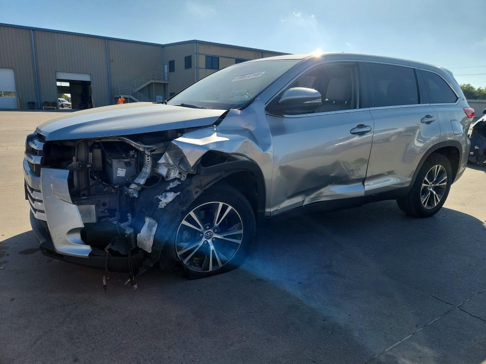 2019 TOYOTA HIGHLANDER - Търг №68672146