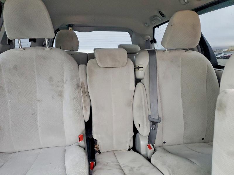 Снимка 10 от търг – 2014 TOYOTA SIENNA с VIN 5TDYK3DC1ES499818