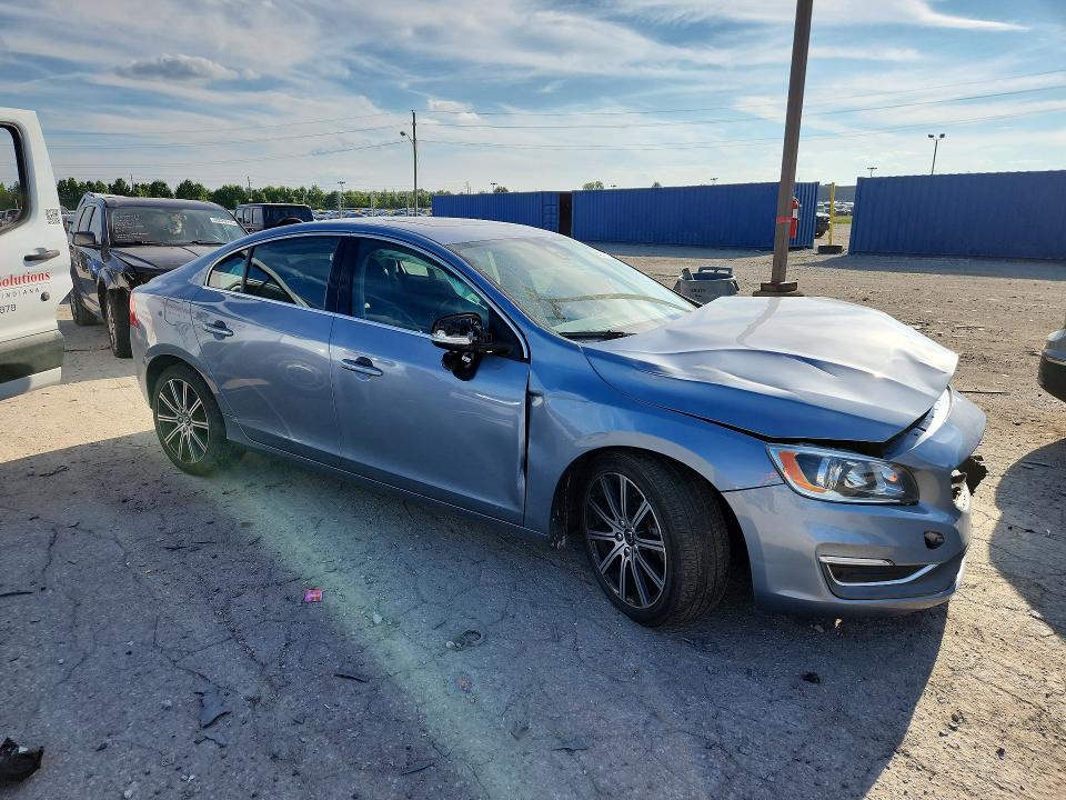 Zdjęcie 4 z aukcji – 2018 VOLVO S60 z VIN LYV402TK0JB162130