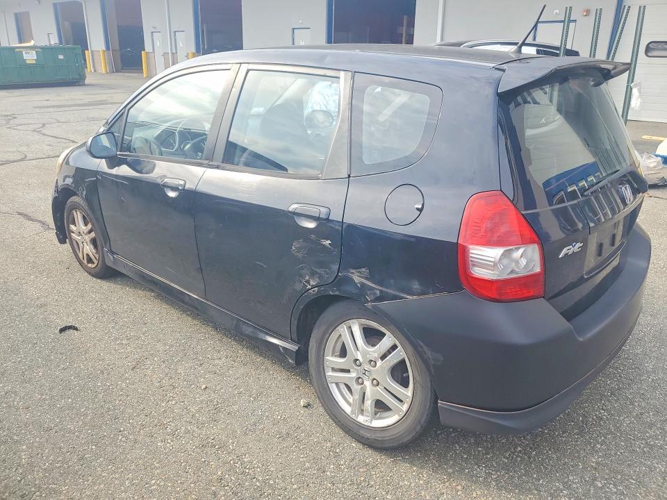Photo 2 from auction – 2007 HONDA FIT with VIN JHMGD38627S048111