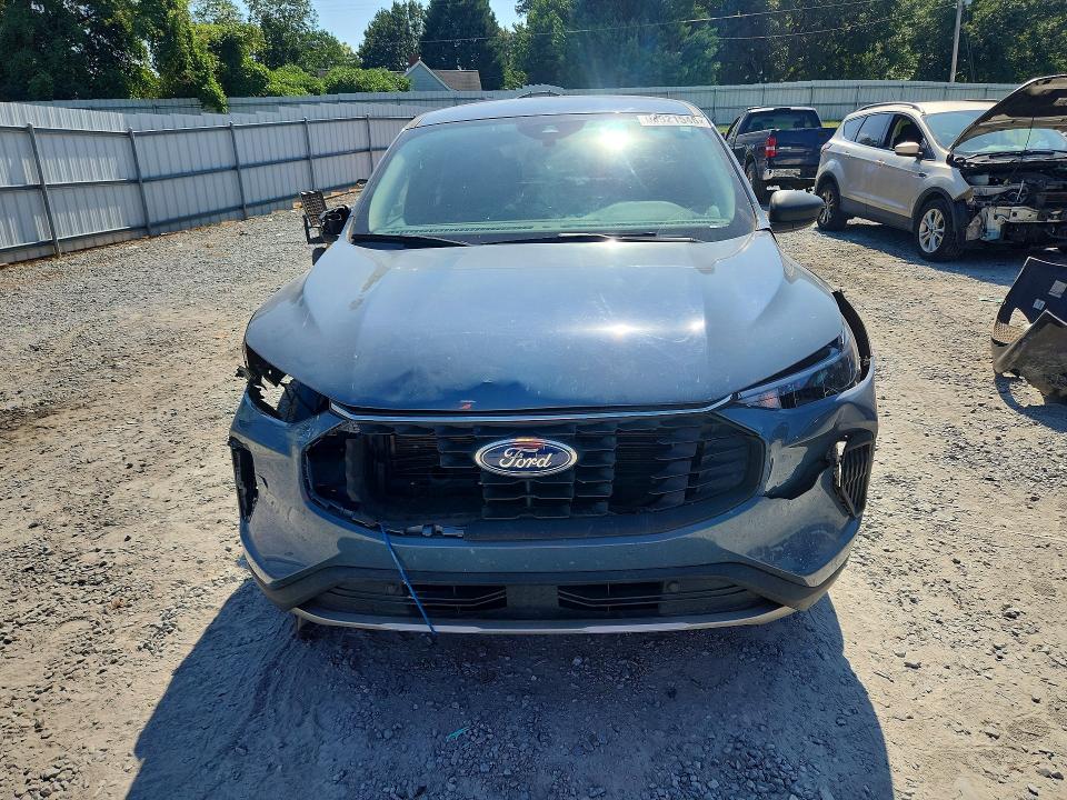 صورة رقم 5 من المزاد - 2023 FORD ESCAPE مع VIN 1FMCU0GN0PUB47016