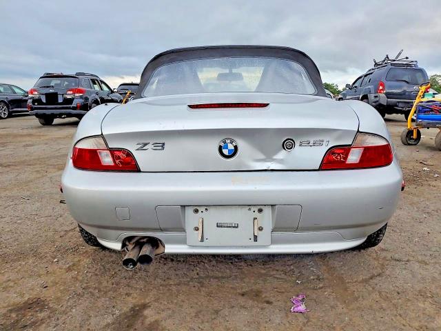 Photo 6 from auction – 2001 BMW Z3 with VIN WBACN33451LM02818