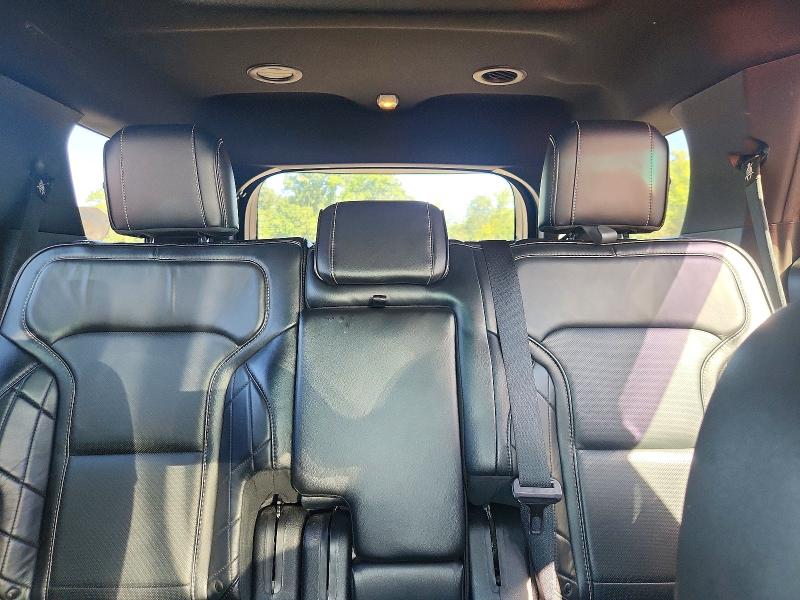 Photo 10 from auction – 2017 FORD EXPLORER with VIN 1FM5K8HT0HGA14914