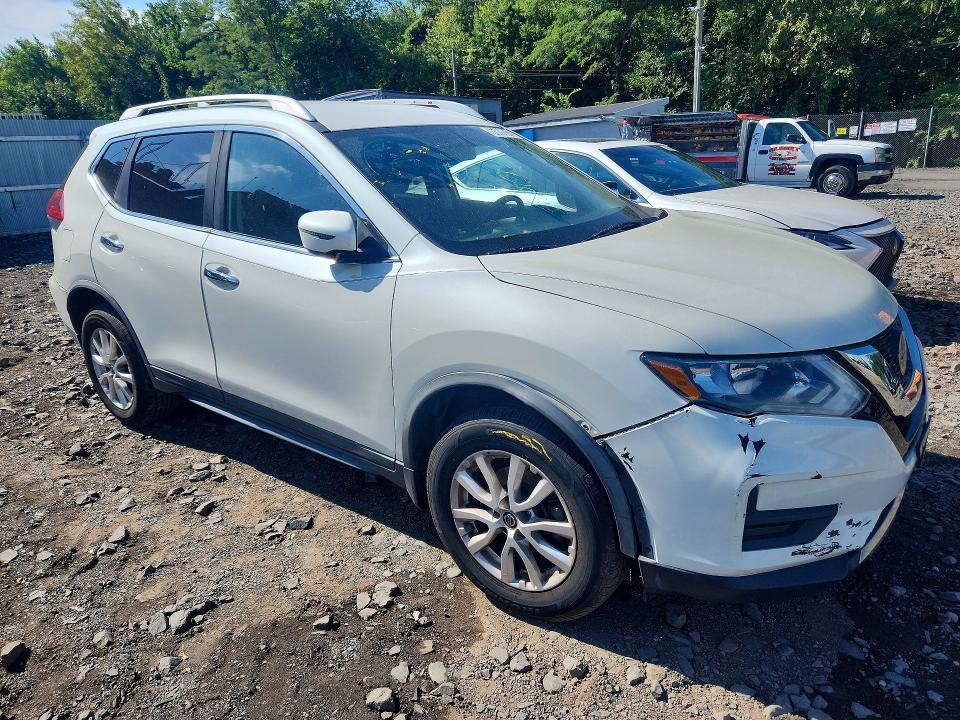 Photo 4 from auction – 2018 NISSAN ROGUE with VIN KNMAT2MV6JP613441