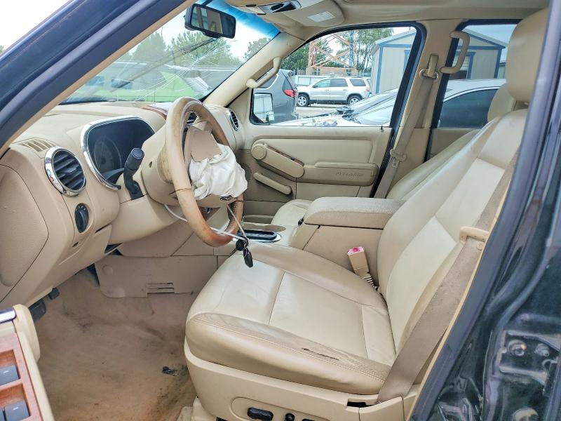 Photo 7 from auction – 2006 FORD EXPLORER with VIN 1FMEU74E16UA61671