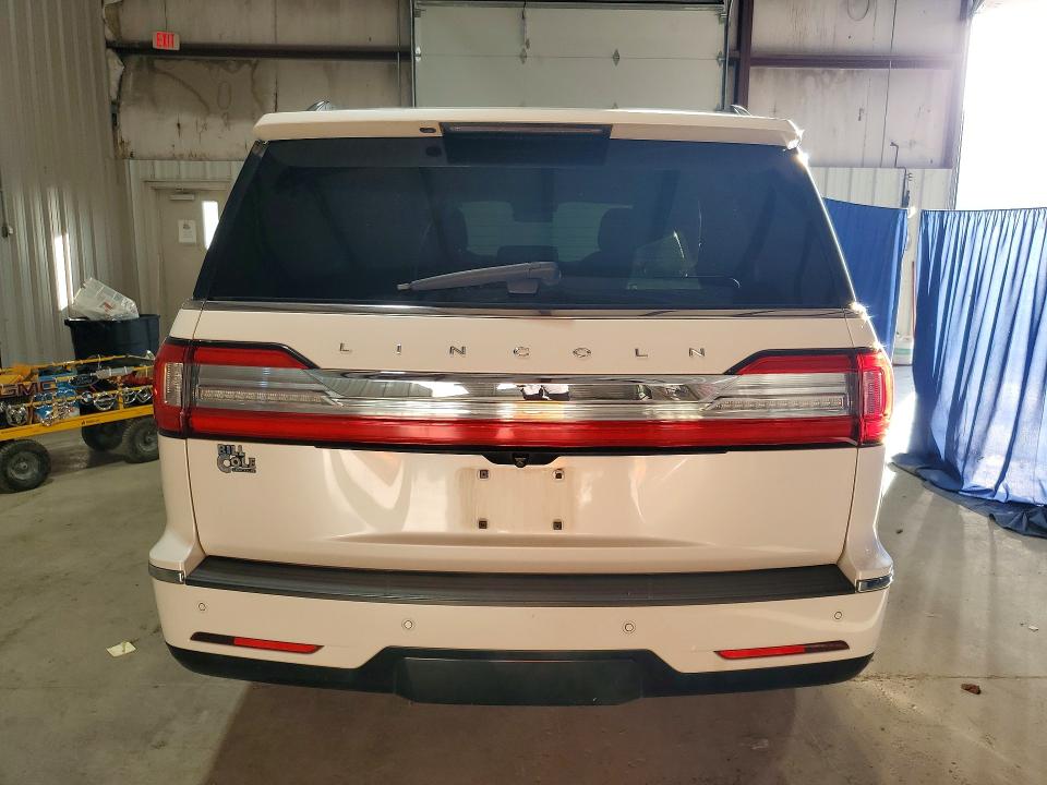 Photo 6 from auction – 2018 LINCOLN NAVIGATOR with VIN 5LMJJ2NT6JEL01059