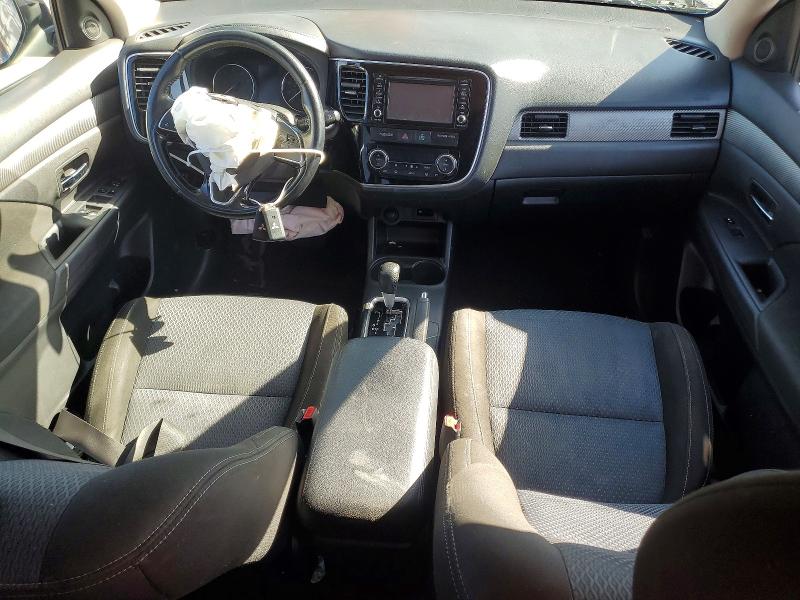 Photo 8 from auction – 2016 MITSUBISHI OUTLANDER with VIN JA4AD3A35GZ040397