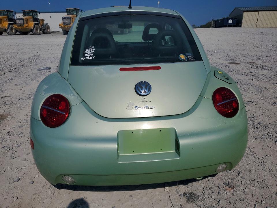 Photo 6 from auction – 2002 VOLKSWAGEN NEW BEETLE with VIN 3VWDD21C52M403477