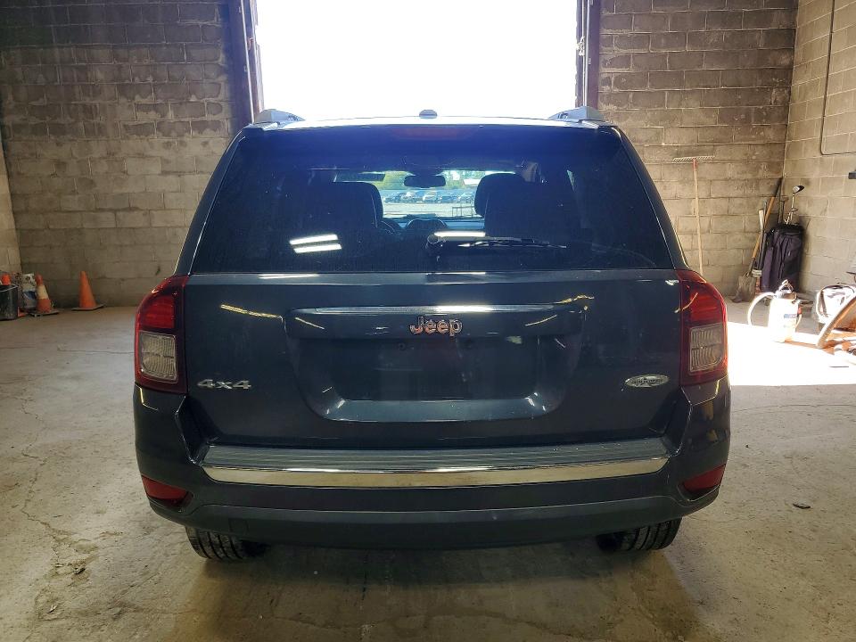 صورة رقم 6 من المزاد - 2015 JEEP COMPASS مع VIN 1C4NJDEB7FD280232