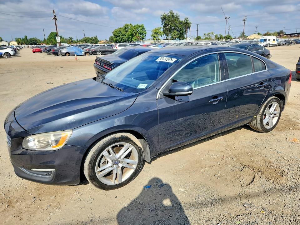 VOLVO S60 2015 с VIN YV126MFD0F2316708 - Фото с аукциона