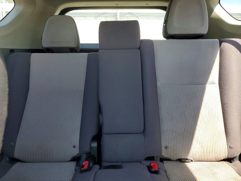 Photo 10 from auction – 2013 TOYOTA RAV4 with VIN JTMRFREV1D5014397
