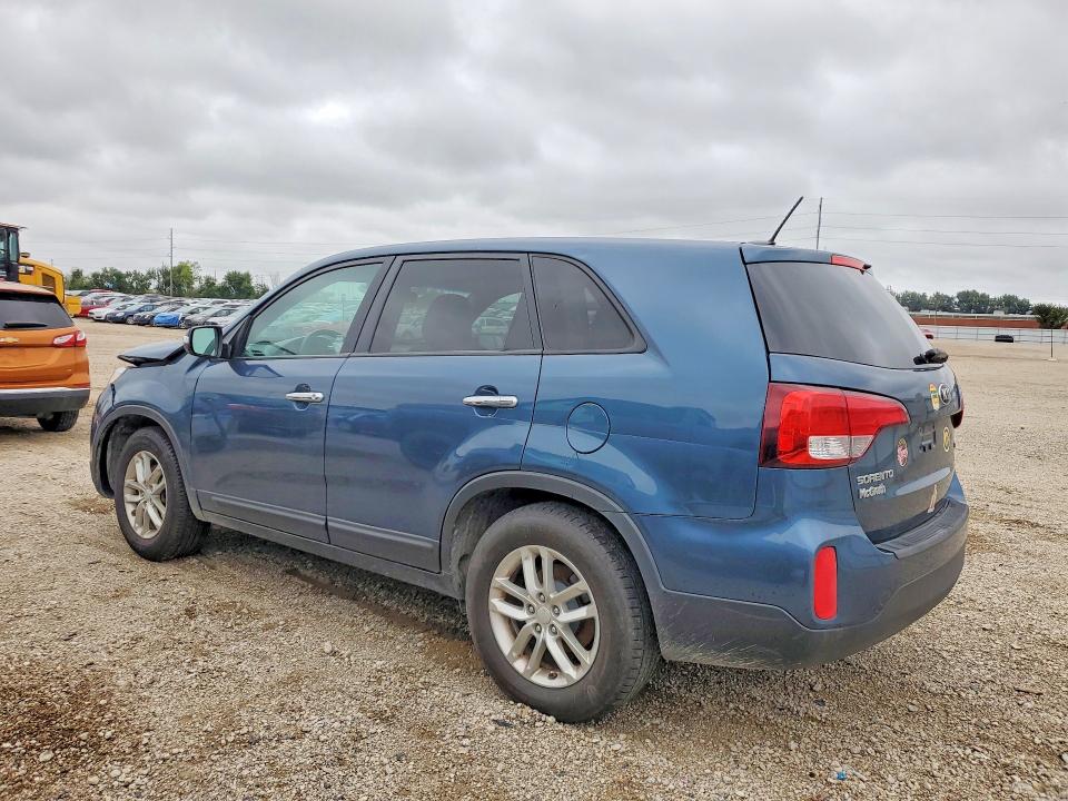 Photo 2 from auction – 2014 KIA SORENTO with VIN 5XYKT3A6XEG431063