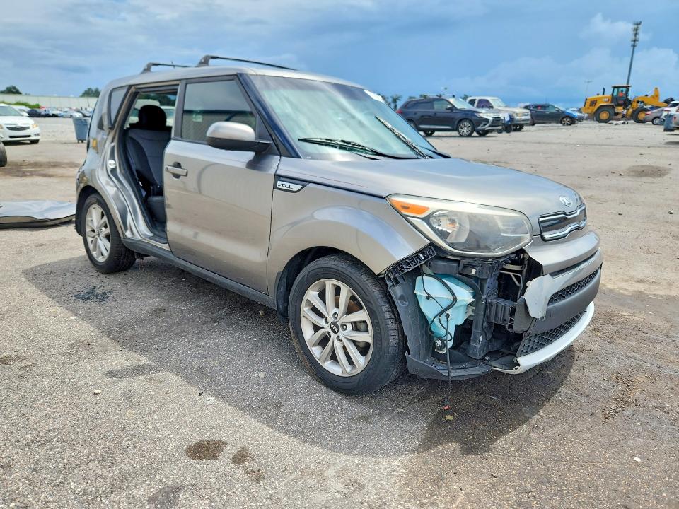 Снимка 4 от търг – 2019 KIA SOUL с VIN KNDJP3A57K7645301
