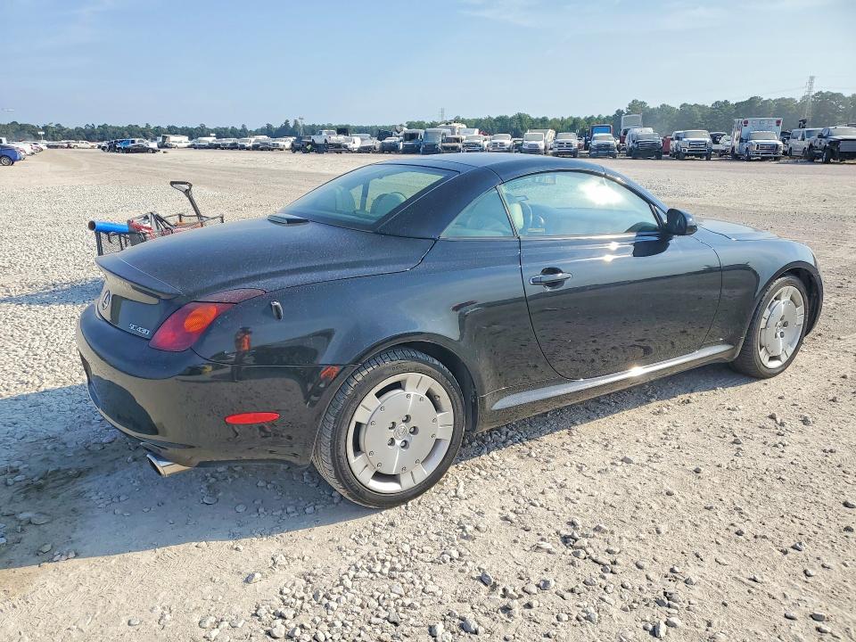 Photo 3 from auction – 2003 LEXUS SC with VIN JTHFN48Y230039558