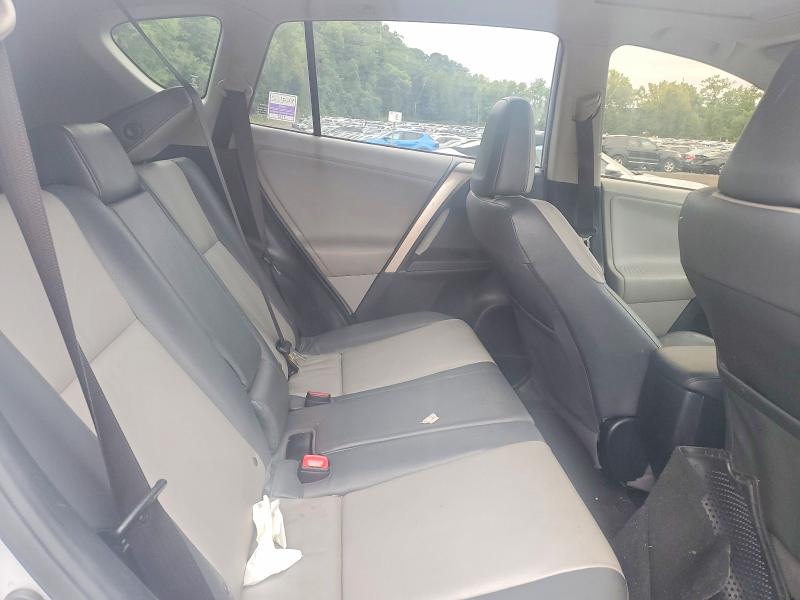Photo 11 from auction – 2013 TOYOTA RAV4 with VIN JTMDFREV0DD010924