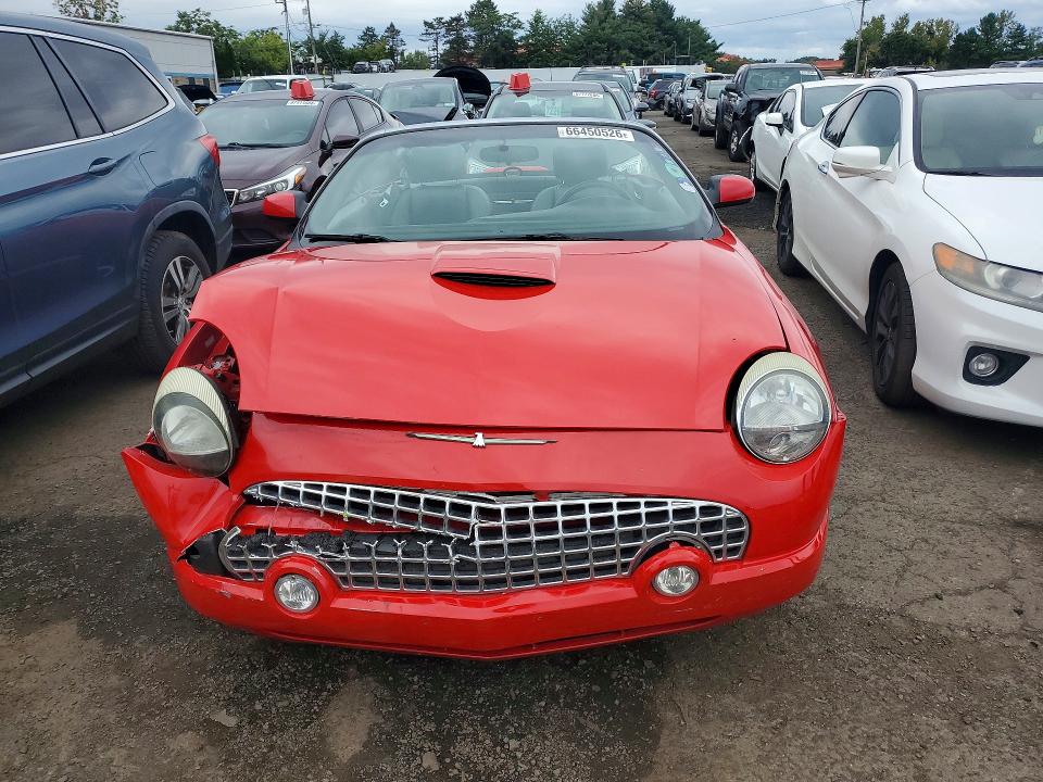 Photo 5 from auction – 2003 FORD THUNDERBIRD with VIN 1FAHP60A73Y111151