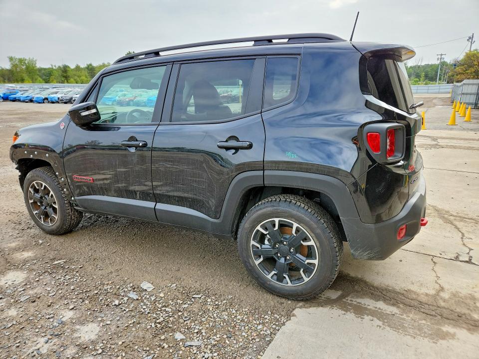 Photo 2 from auction – 2023 JEEP RENEGADE with VIN ZACNJDC1XPPP26139