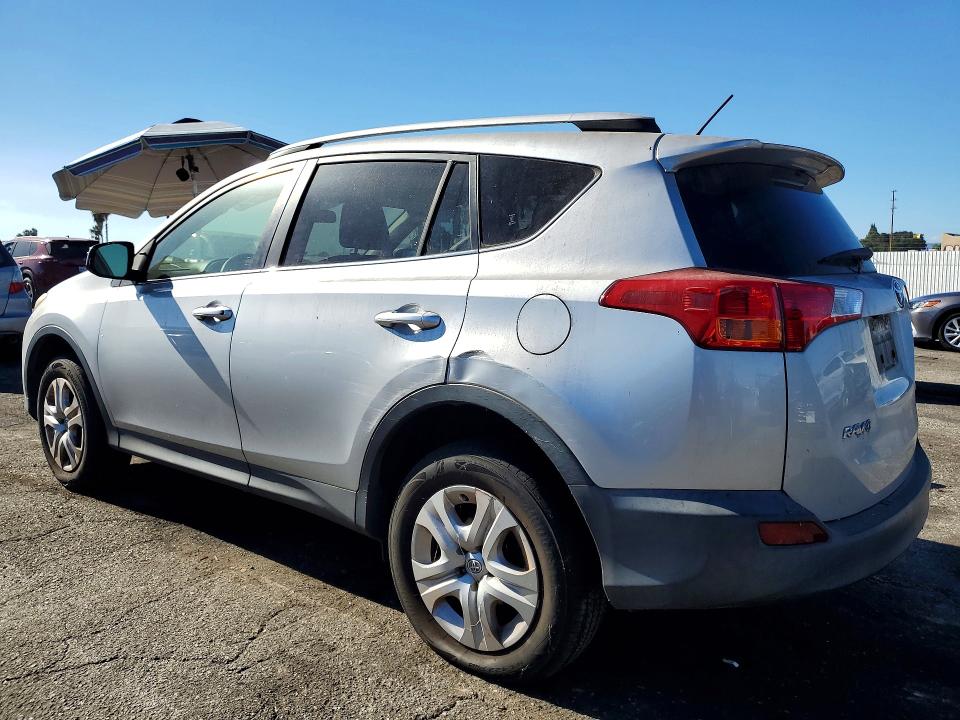 Photo 2 from auction – 2015 TOYOTA RAV4 with VIN JTMZFREV8FJ025603