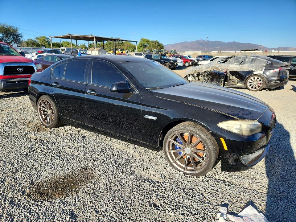 Photo 4 from auction – 2011 BMW 550 with VIN WBAFR9C51BDE81755