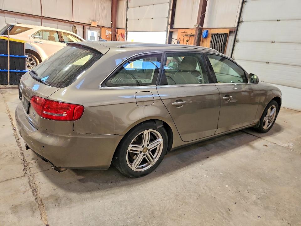 صورة رقم 3 من المزاد - 2009 AUDI A4 مع VIN WAUVF68K39A154073
