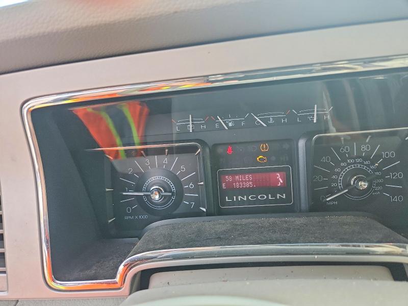 Photo 9 from auction – 2007 LINCOLN NAVIGATOR with VIN 5LMFU28587LJ10077