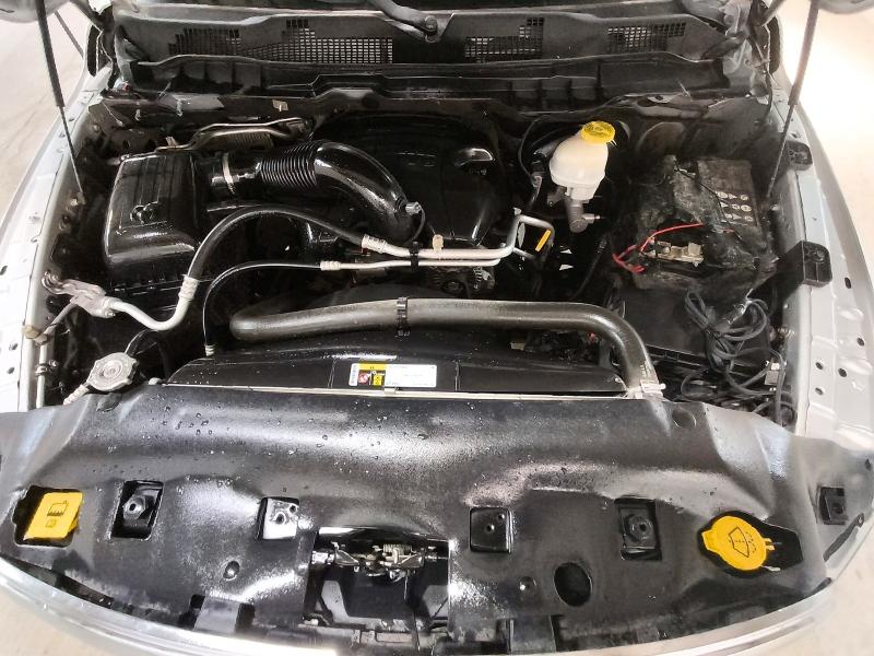 Photo 11 from auction – 2017 RAM 1500 with VIN 1C6RR7NT8HS507888
