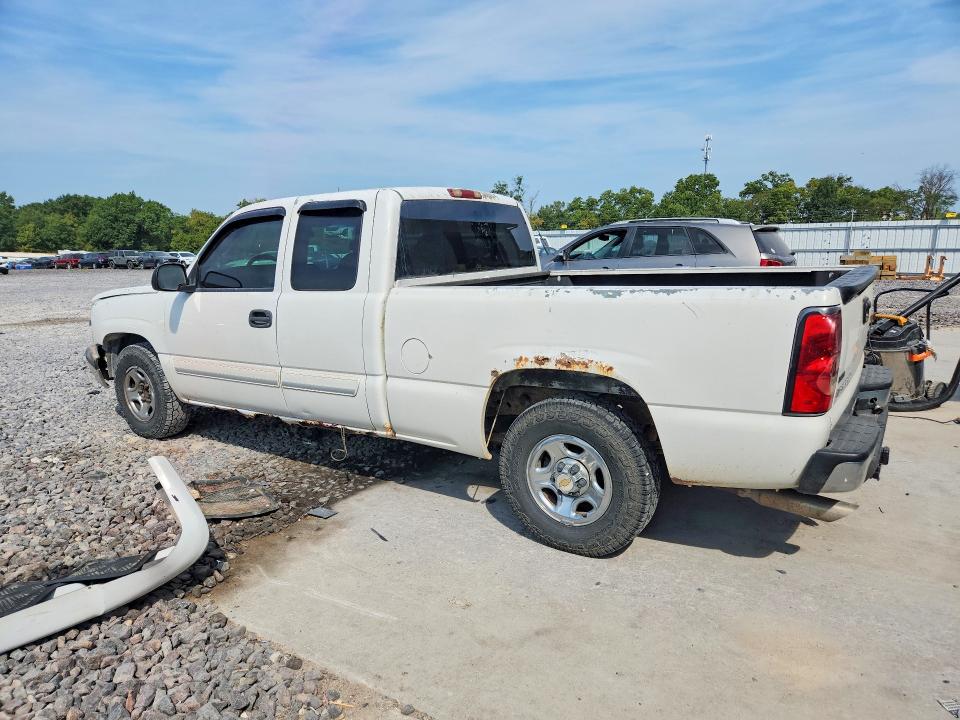 Photo 2 from auction – 2004 CHEVROLET SILVERADO with VIN 2GCEC19V041195707