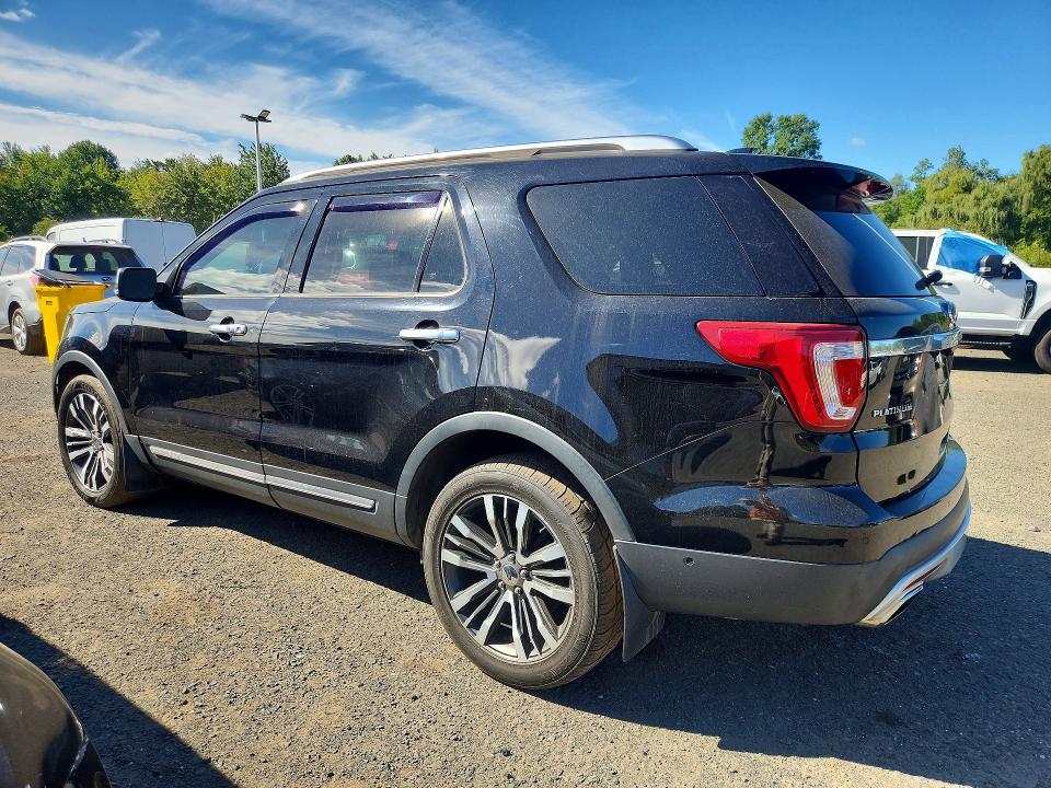 Photo 2 from auction – 2017 FORD EXPLORER with VIN 1FM5K8HT0HGA14914