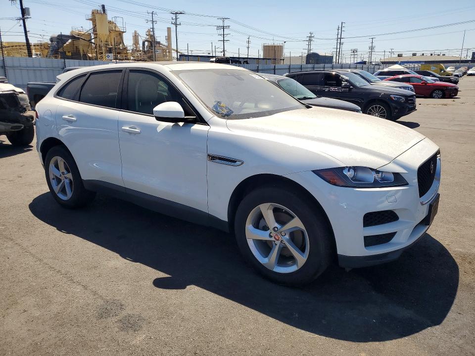 Photo 4 from auction – 2017 JAGUAR F-PACE with VIN SADCJ2BNXHA093456
