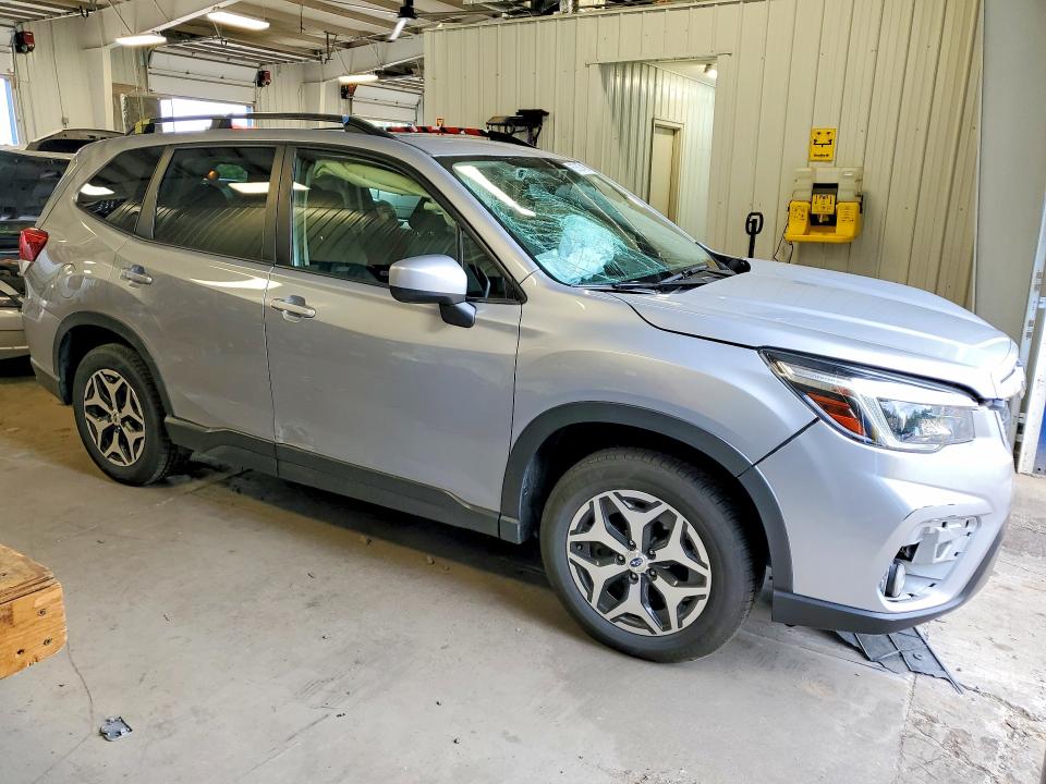 Фото 4 с аукциона – 2021 SUBARU FORESTER с VIN JF2SKAJC9MH470022