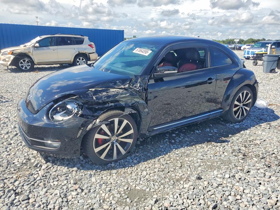 VOLKSWAGEN BEETLE 2012 con VIN 3VWVA7AT0CM661336 - Foto de la subasta