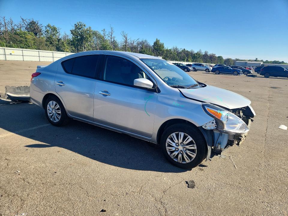 Photo 4 from auction – 2019 NISSAN VERSA with VIN 3N1CN7AP4KL867199