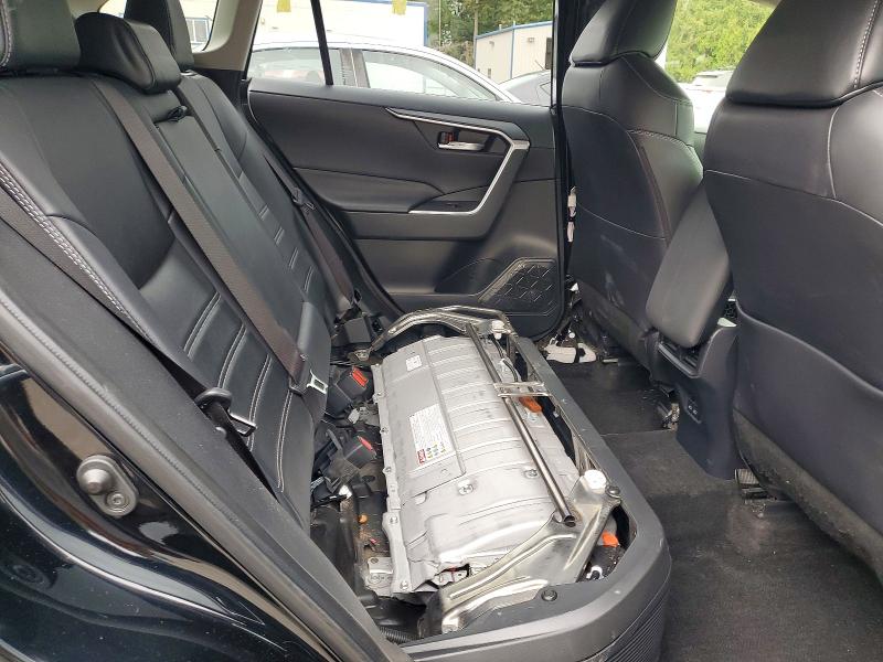 Photo 11 from auction – 2022 TOYOTA RAV4 with VIN JTMB6RFV6ND518791